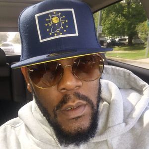 Meet your Posher, Damon